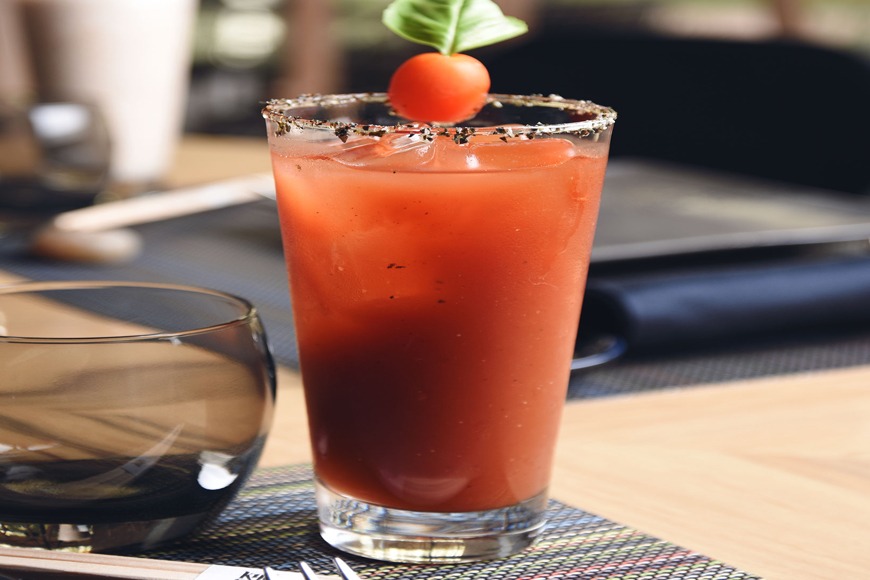 A Complimentary Welcome Drink for ExpatWoman Readers A Complimentary Welcome Drink for ExpatWoman Readers